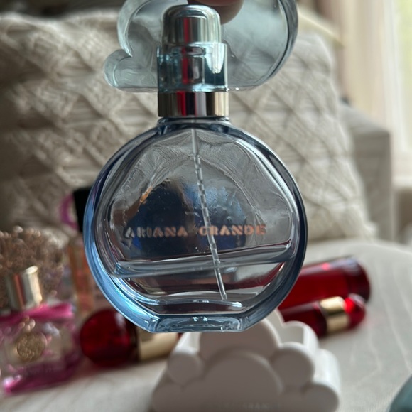 Perfume lot used full sizes check the levels - Picture 3 of 10